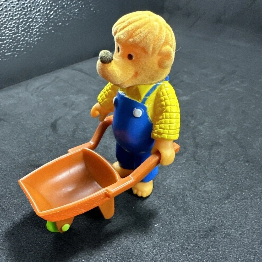 Little People Fisher Price Bear‎ Figure  Wheelbarrow Blue Overalls Yellow Shirt